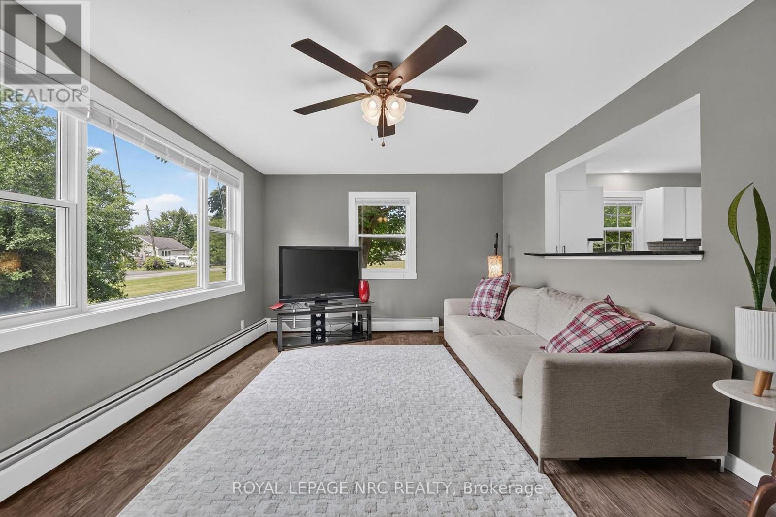 2944 PORTAGE TRAIL - 7