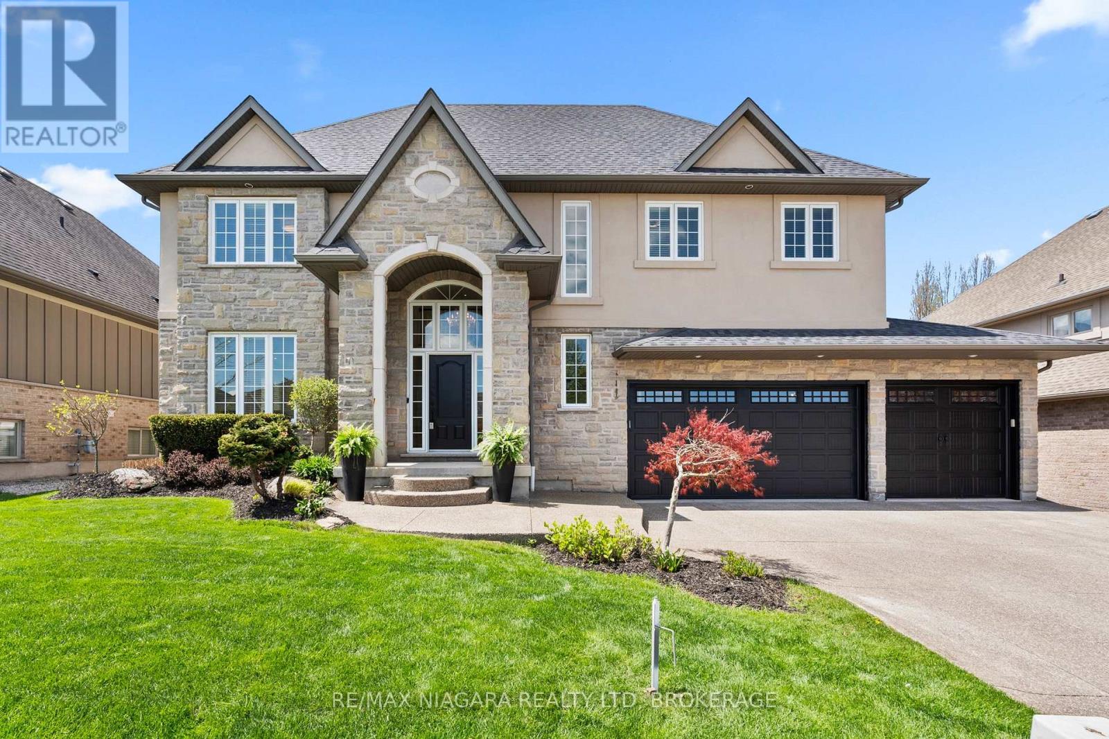 24 RED HAVEN DRIVE - 3