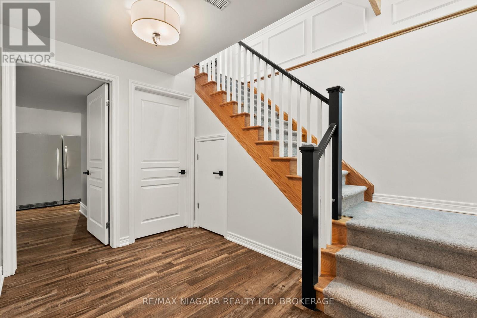 24 RED HAVEN DRIVE - 30