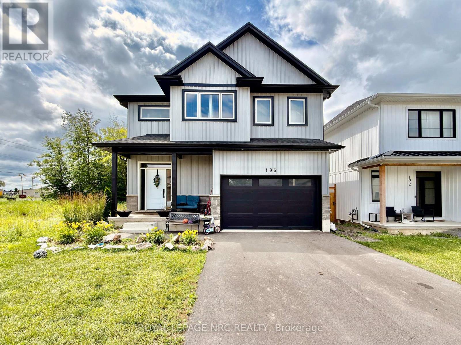 196 HODGKINS AVENUE - 1