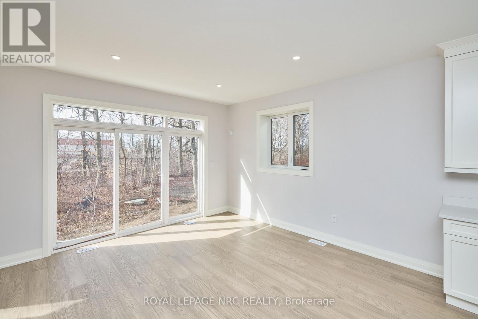 196 HODGKINS AVENUE - 11