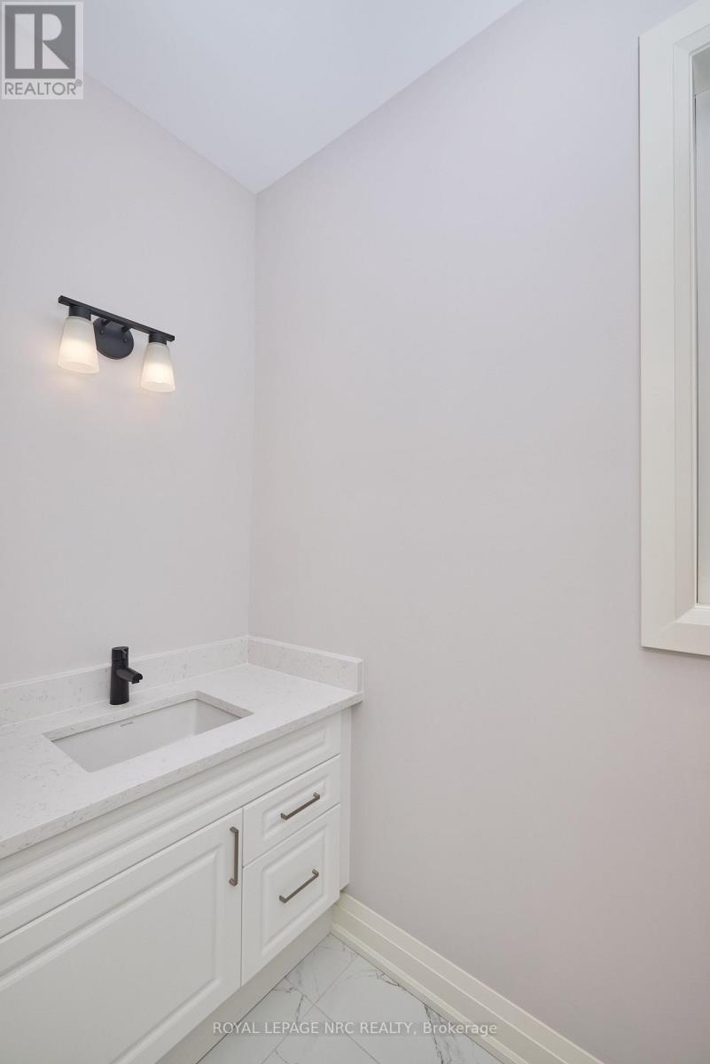 196 HODGKINS AVENUE - 13