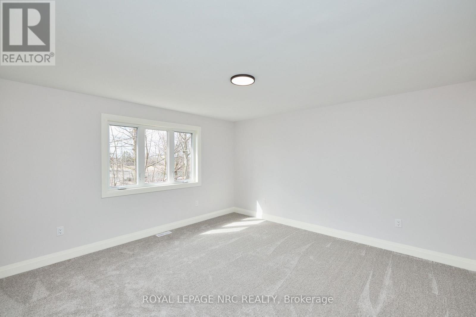 196 HODGKINS AVENUE - 14