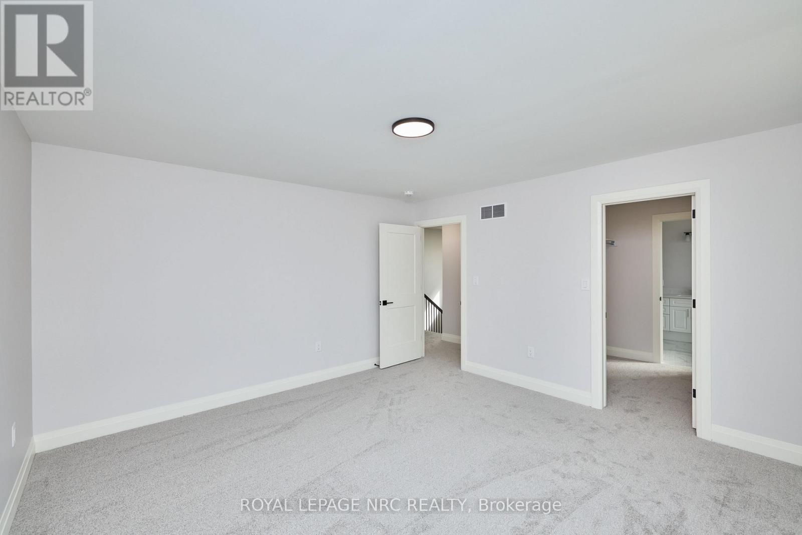 196 HODGKINS AVENUE - 16