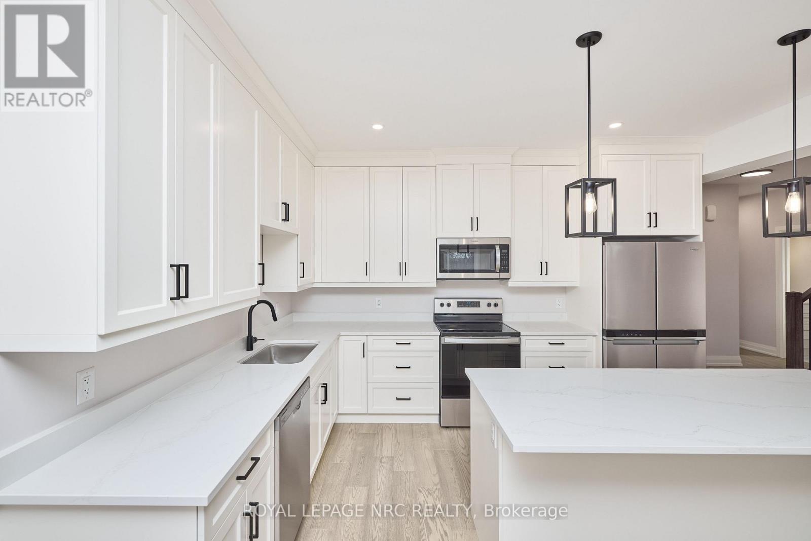 196 HODGKINS AVENUE - 2