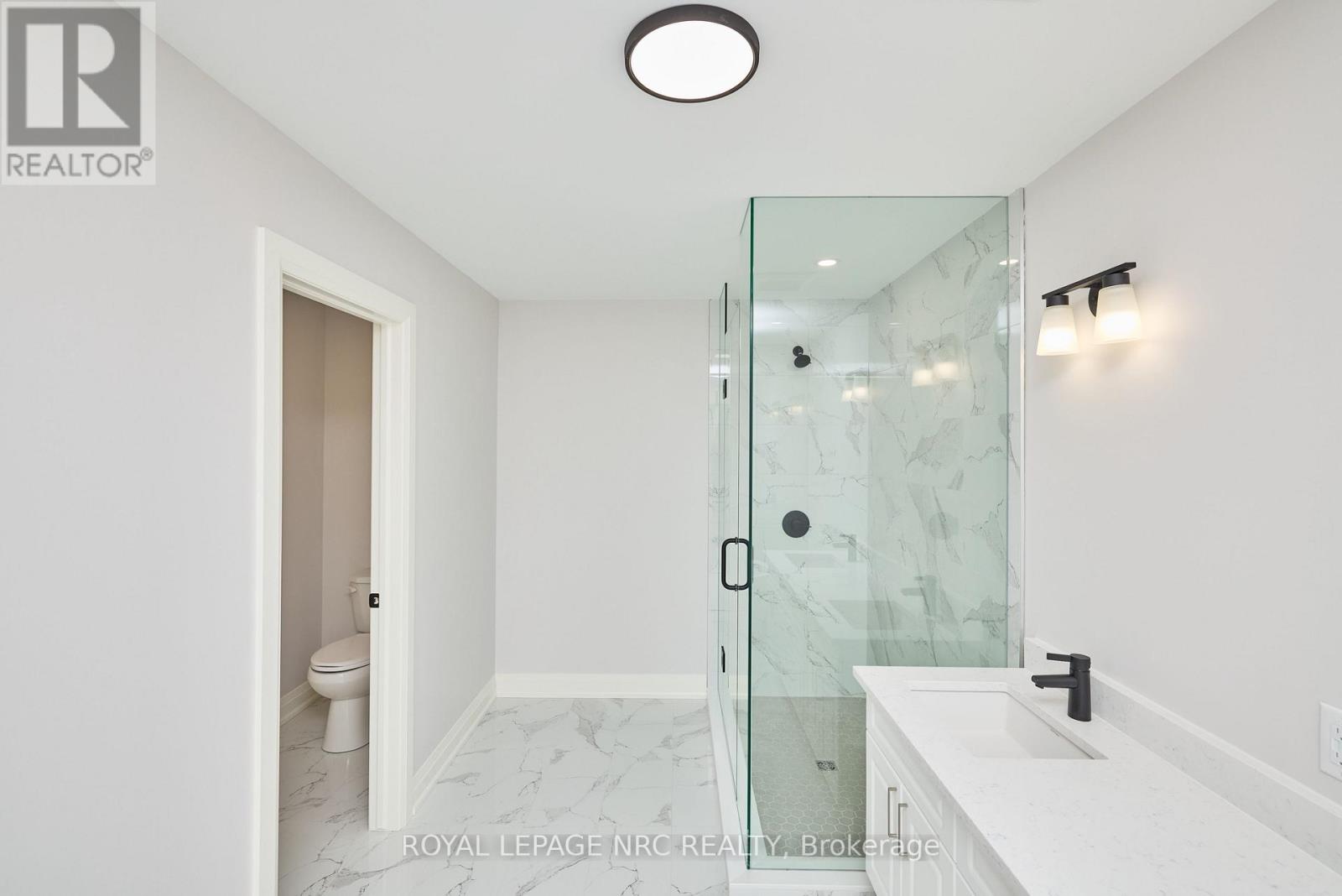 196 HODGKINS AVENUE - 20