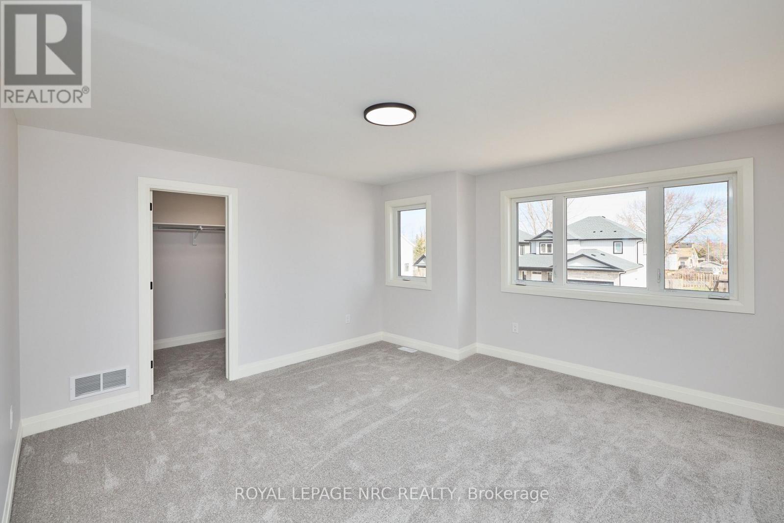 196 HODGKINS AVENUE - 22