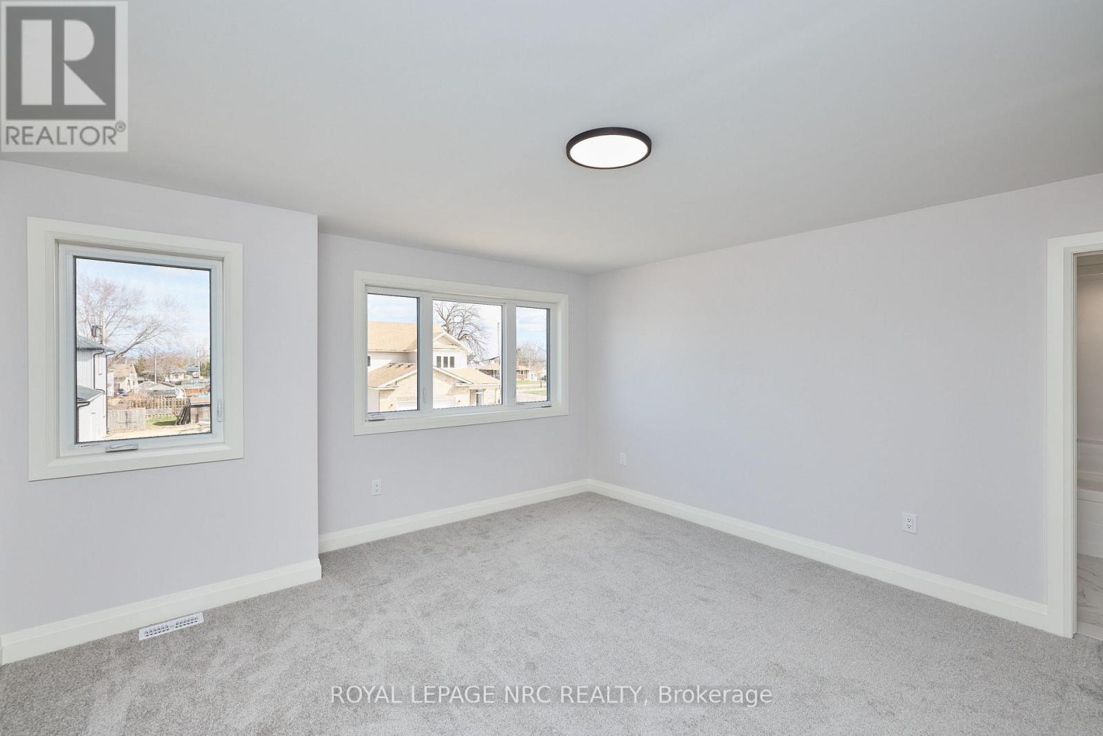 196 HODGKINS AVENUE - 23
