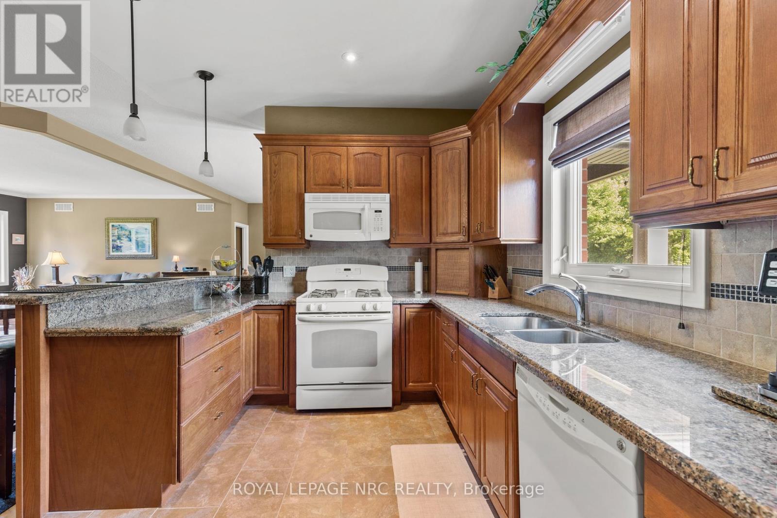 3343 MILLER ROAD - 11