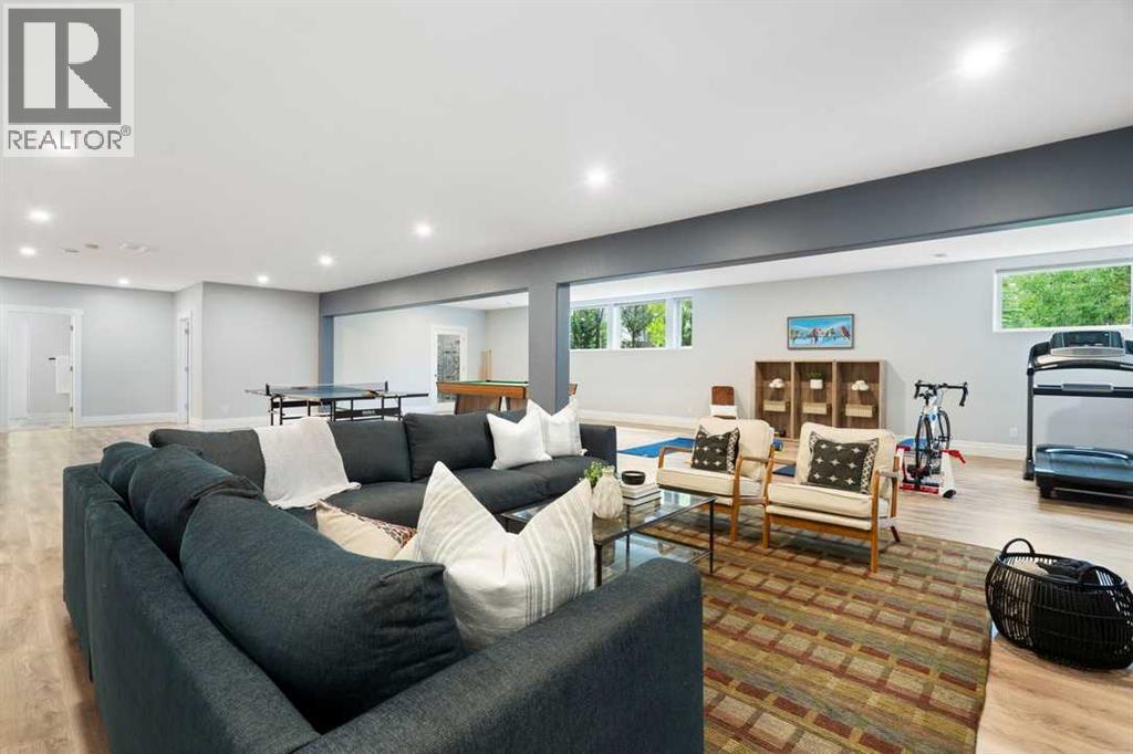 160 Posthill Drive SW — photo 37
