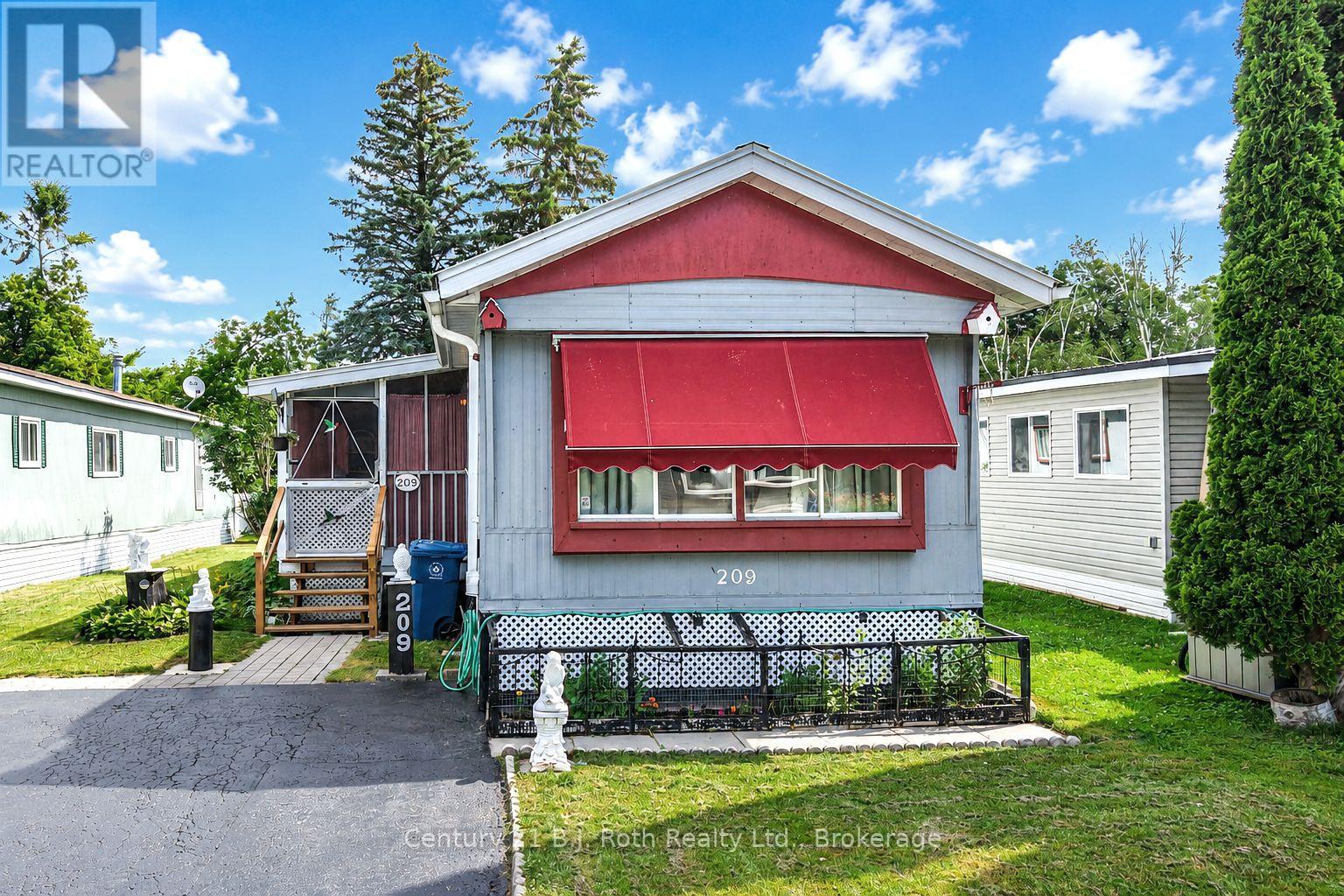 #LOT 209 580 WEST STREET S - 2