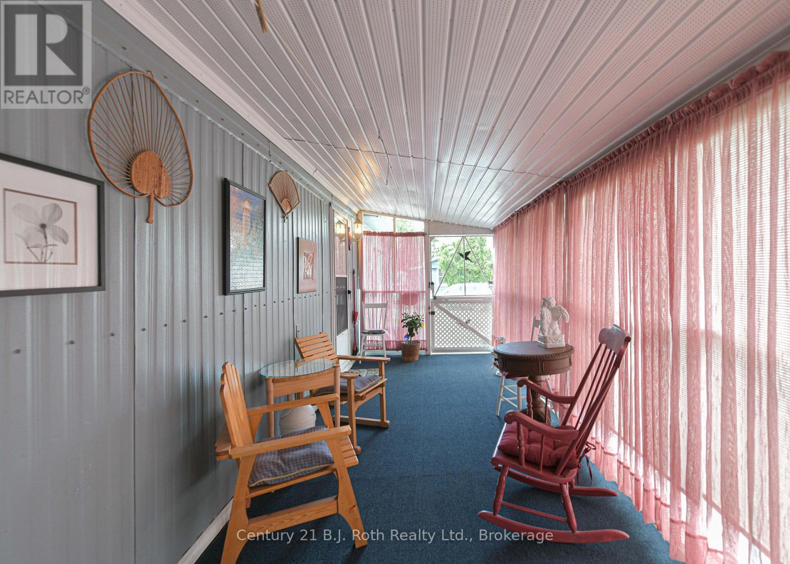 #LOT 209 580 WEST STREET S - 24