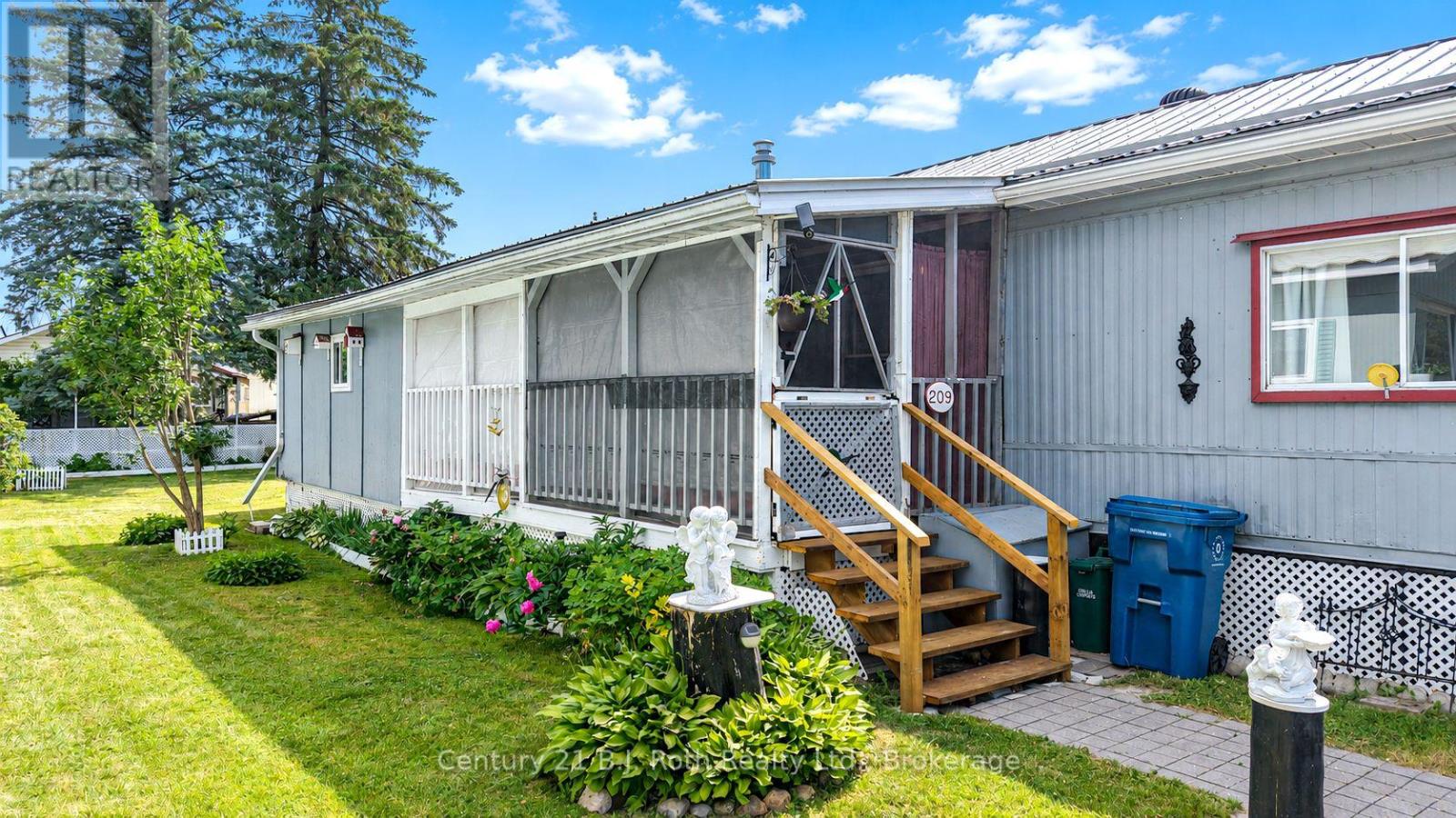 #LOT 209 580 WEST STREET S - 4