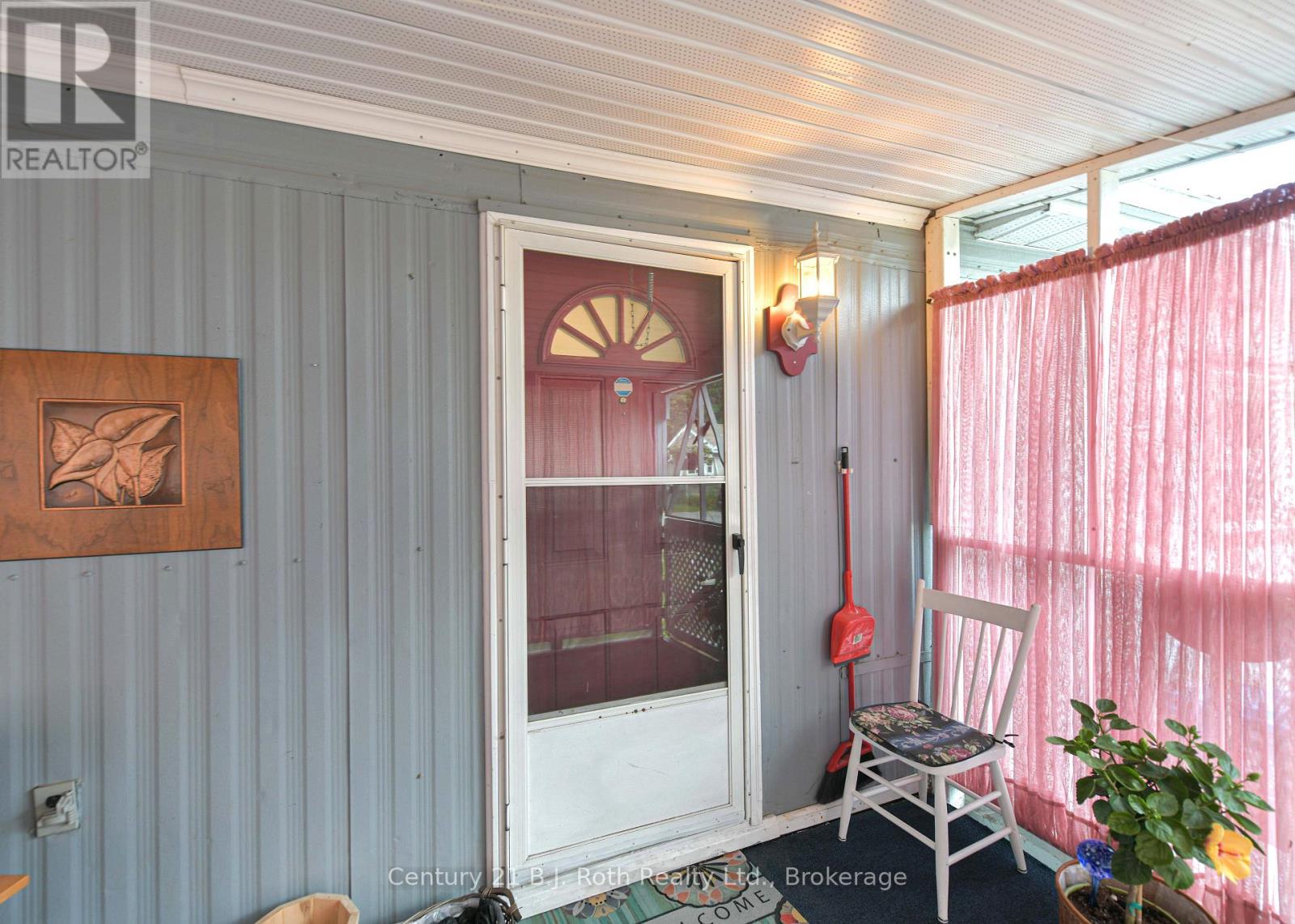 #LOT 209 580 WEST STREET S - 6