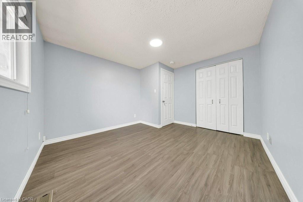 959 LANGS Circle - 15