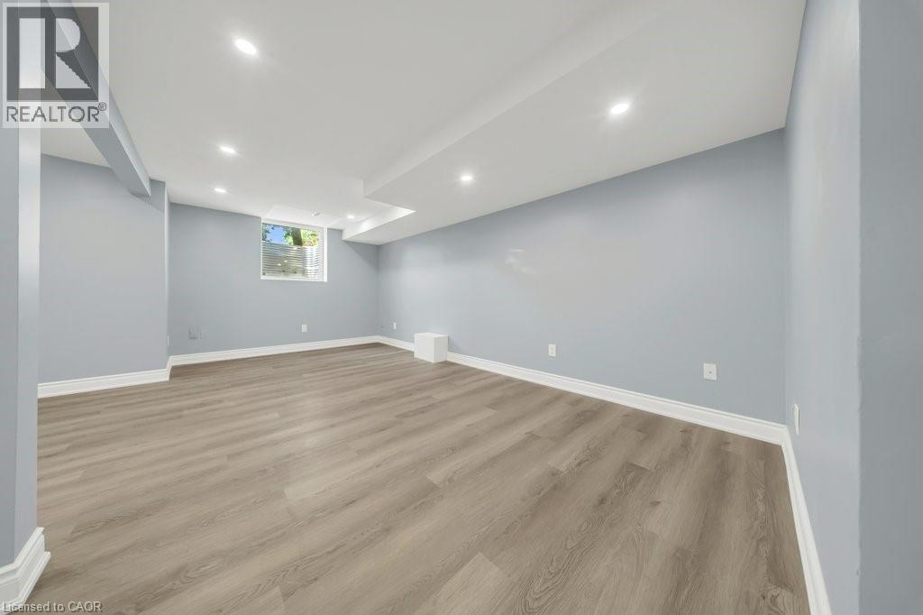 959 LANGS Circle - 22