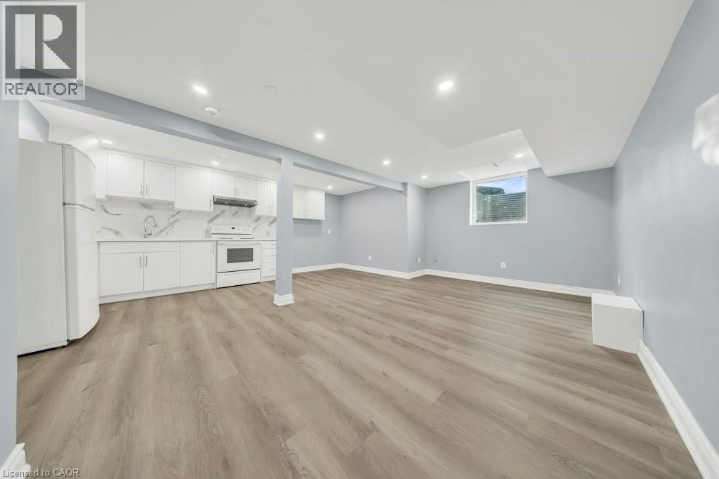959 LANGS Circle - 23