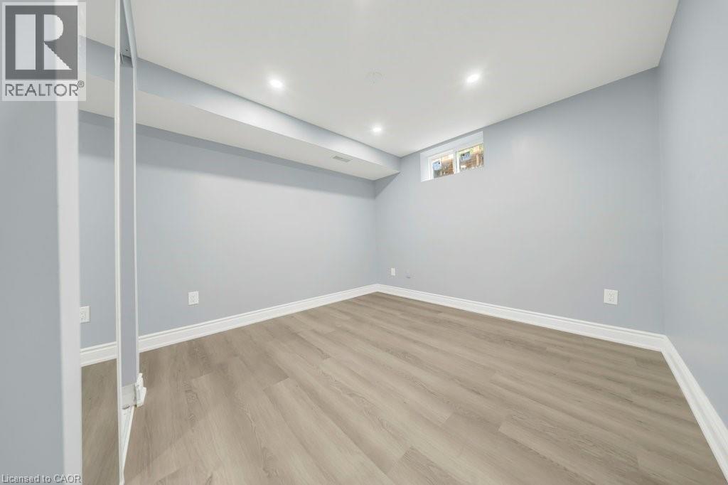 959 LANGS Circle - 29