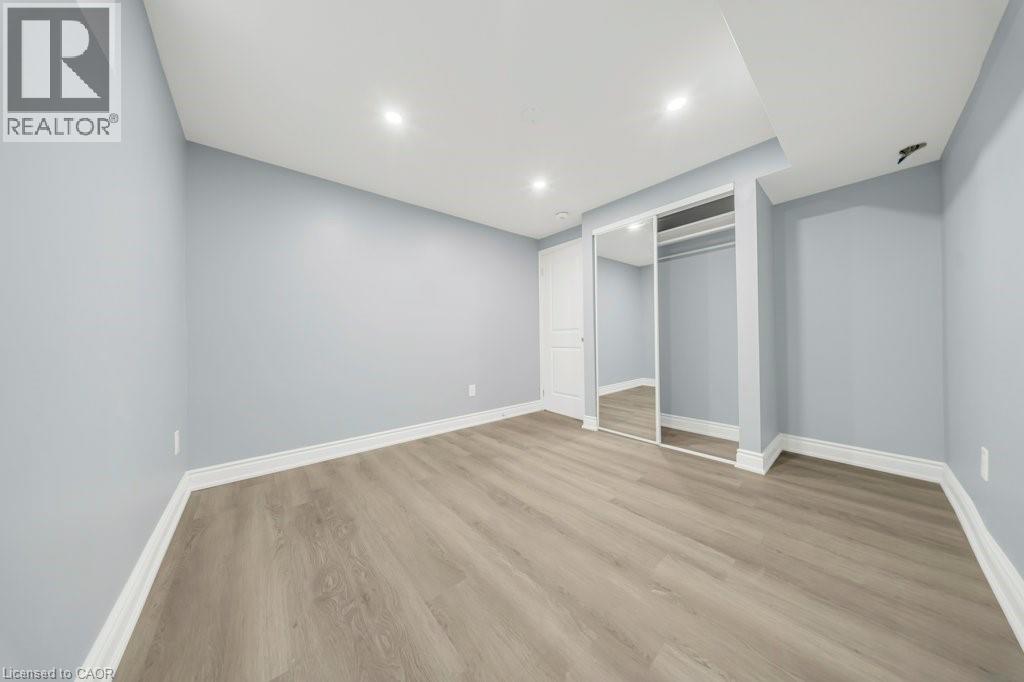 959 LANGS Circle - 30