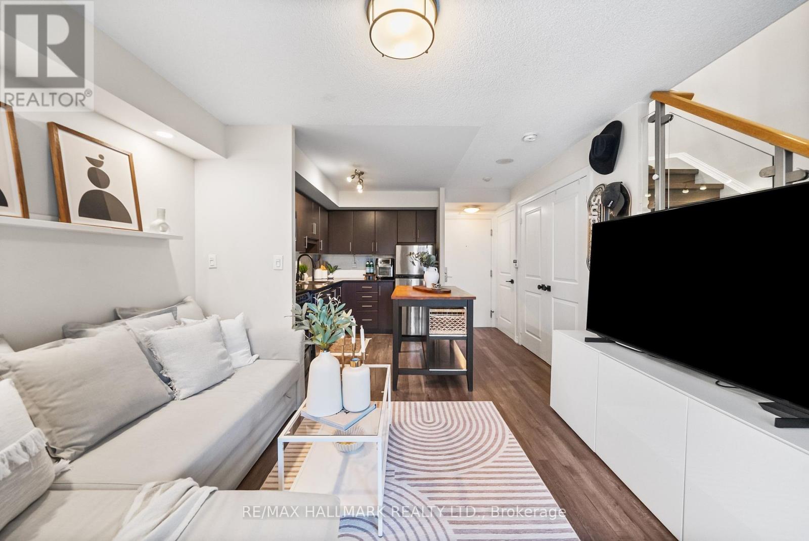 #122 2035 SHEPPARD AVENUE E - 16