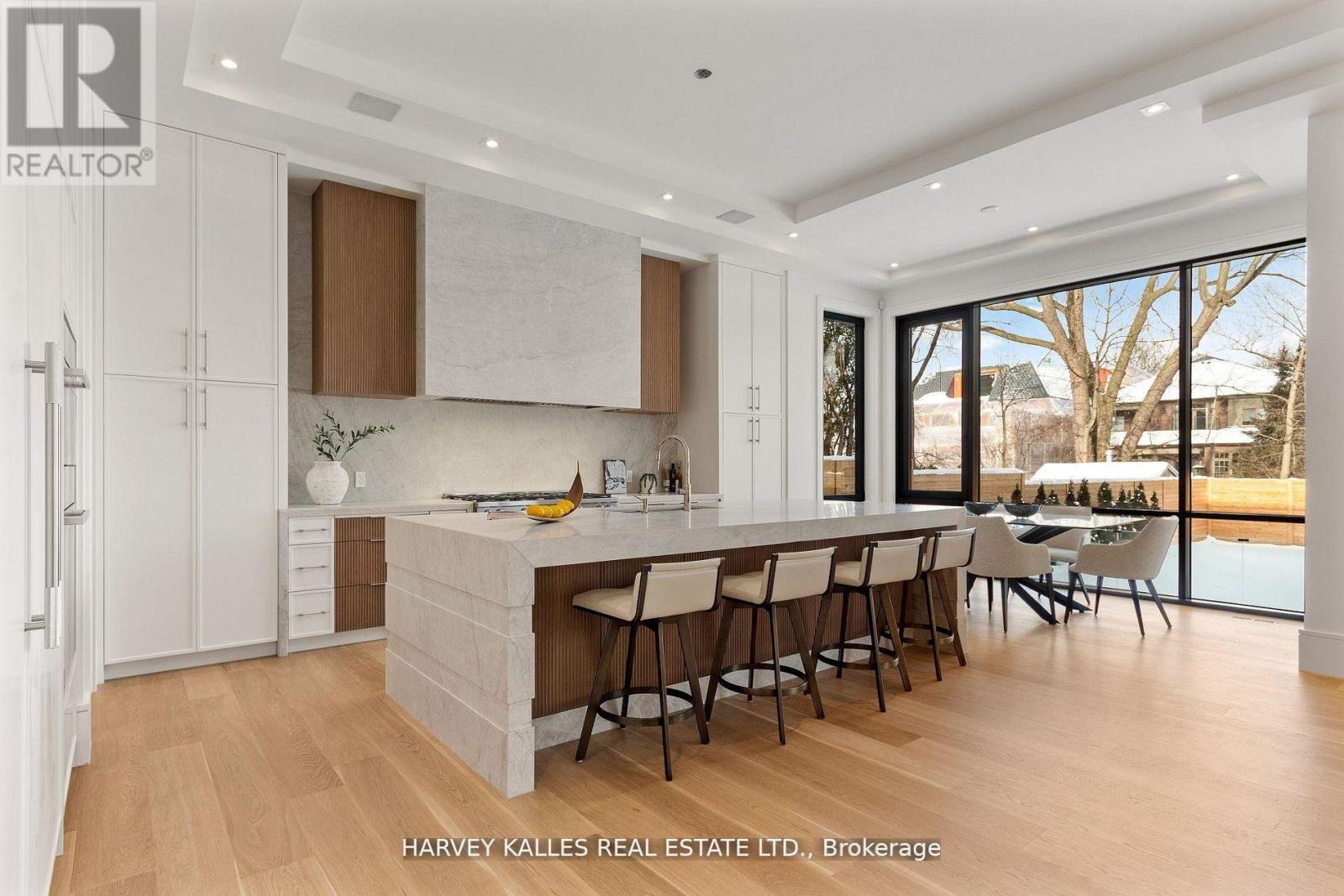 370 GLENGROVE AVENUE W - 15