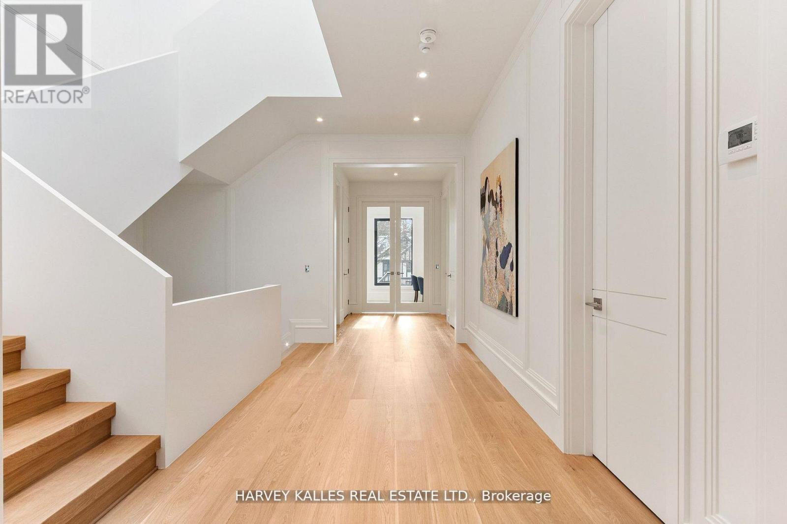 370 GLENGROVE AVENUE W - 24