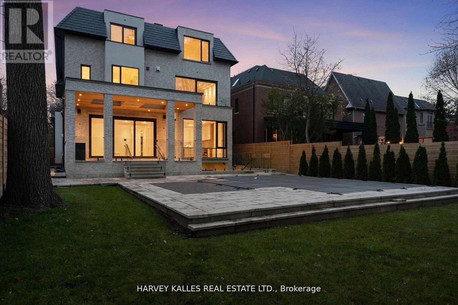 370 GLENGROVE AVENUE W - 49