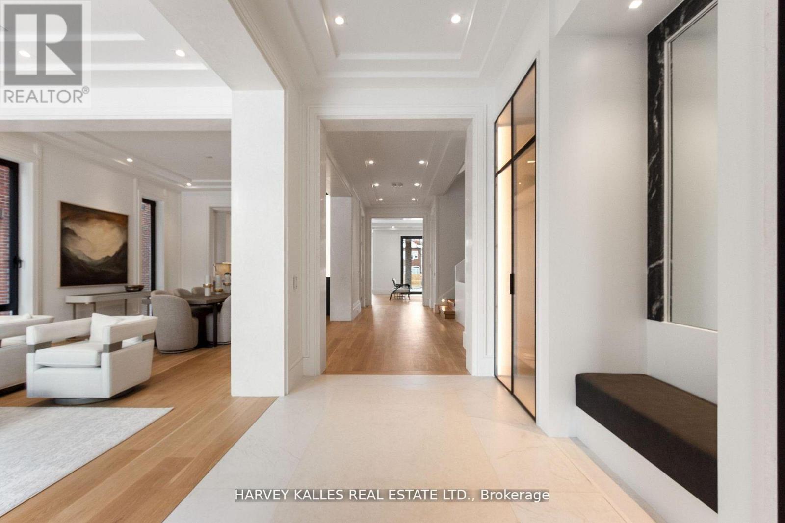 370 GLENGROVE AVENUE W - 5
