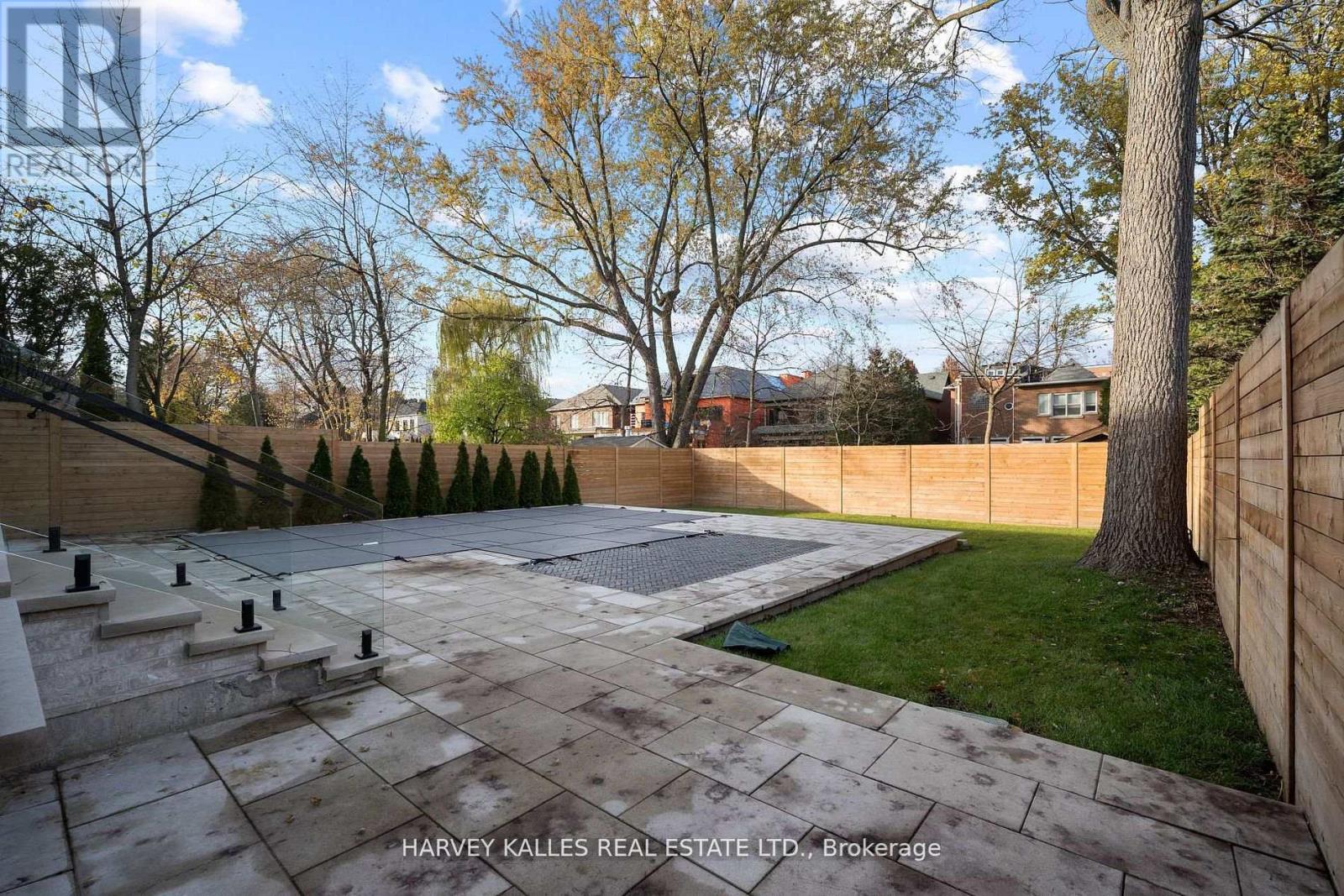 370 GLENGROVE AVENUE W - 50