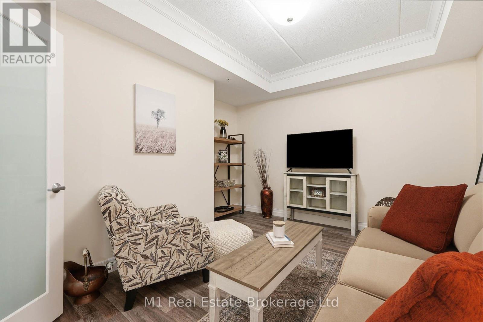 #206 23 STUMPF STREET - 7