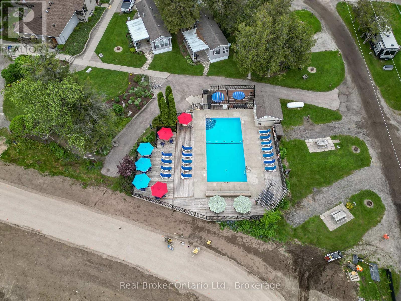 #236 580 BEAVER CREEK ROAD - 26