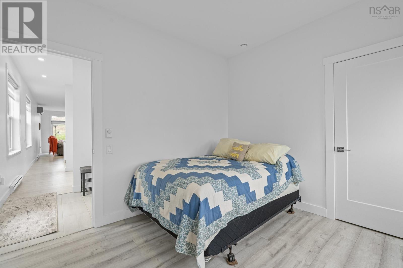 71 Thistle Street - 12