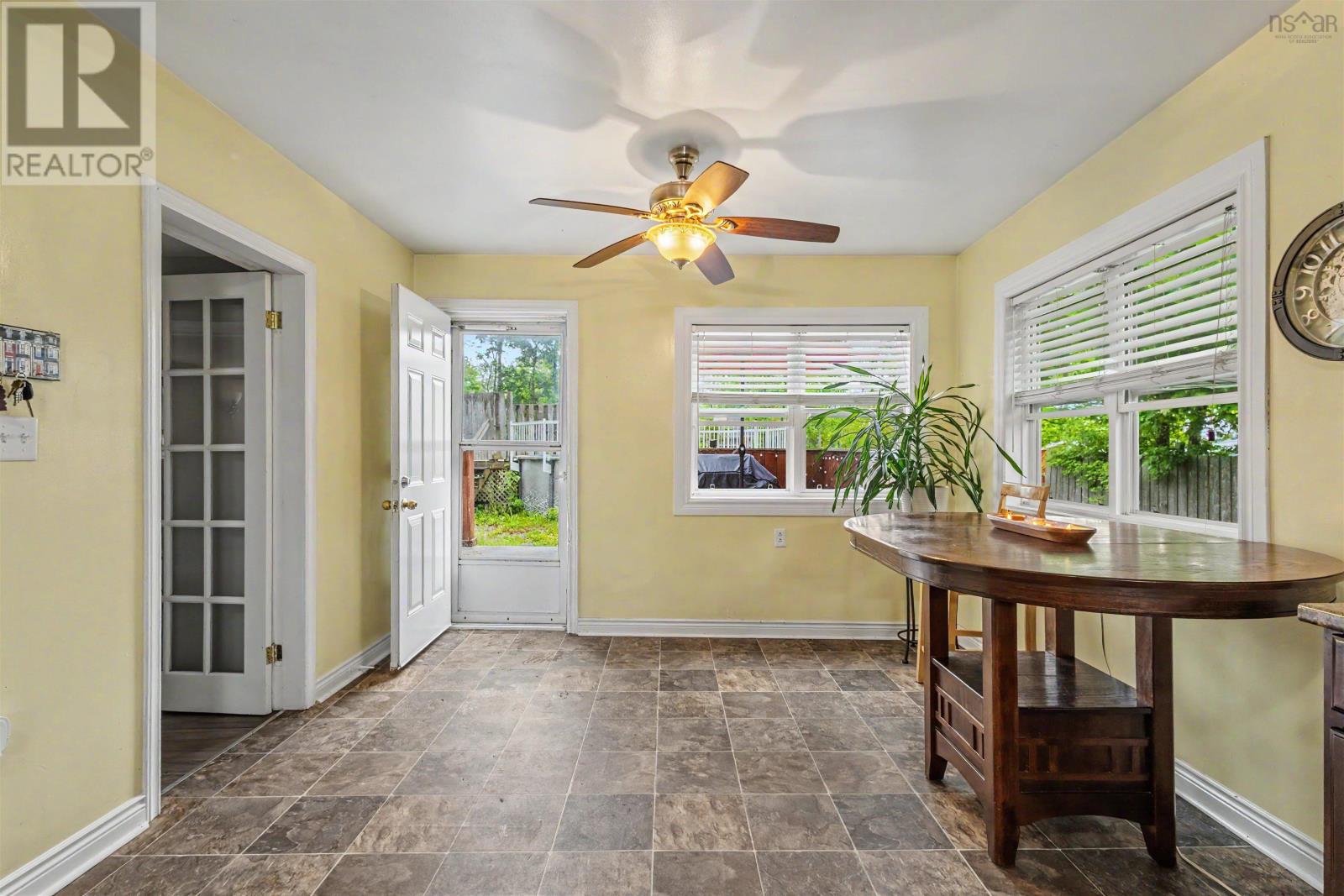 437 Cabot Street - 6