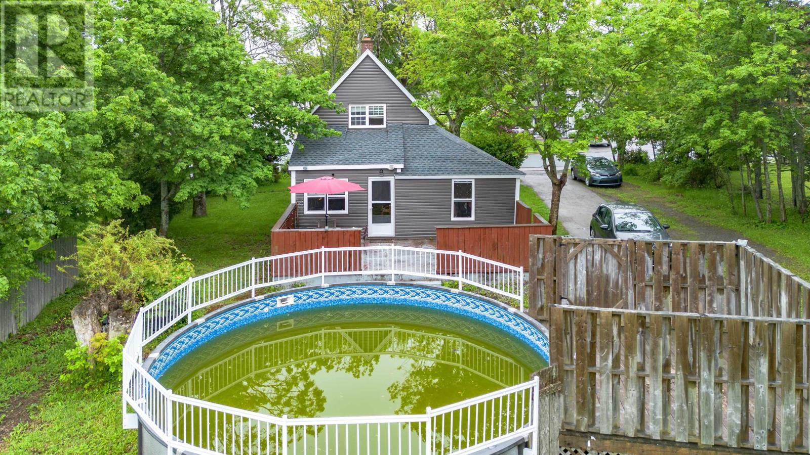 437 Cabot Street - 25