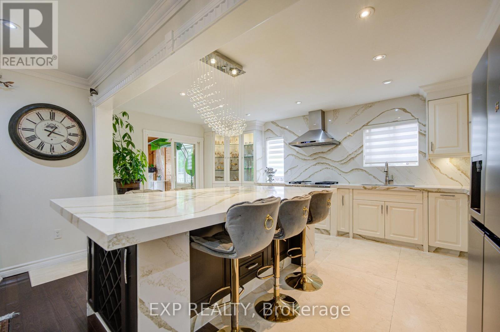 59 YORKLAND STREET - 14