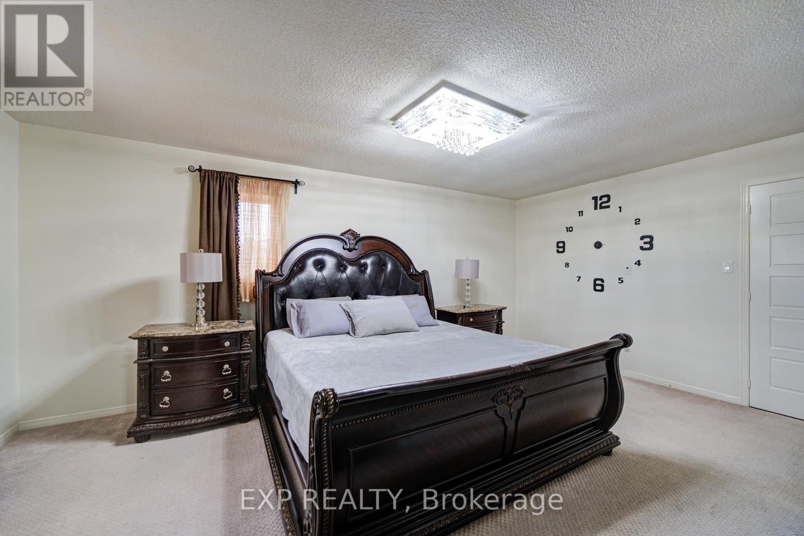 59 YORKLAND STREET - 23