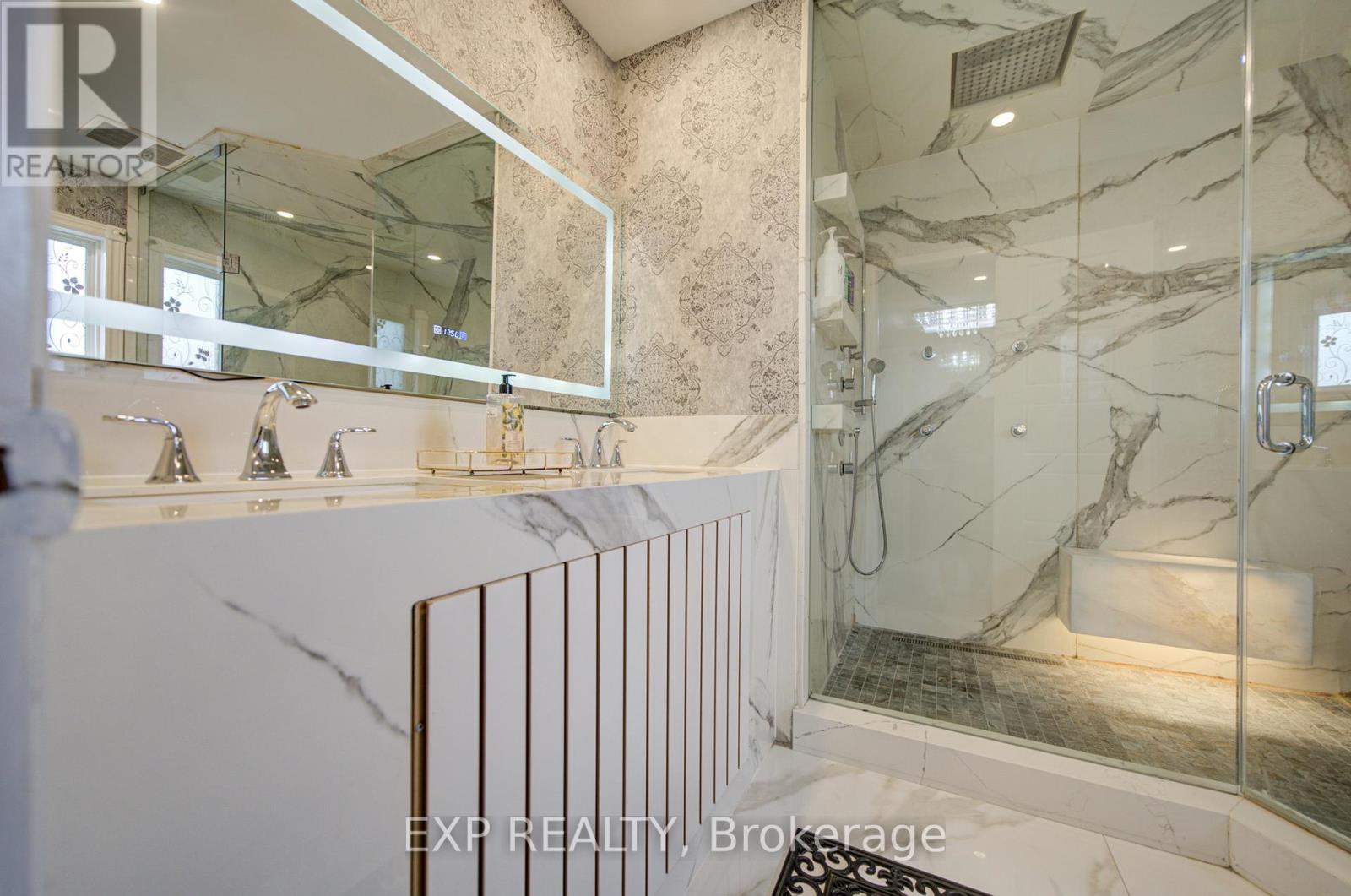 59 YORKLAND STREET - 25