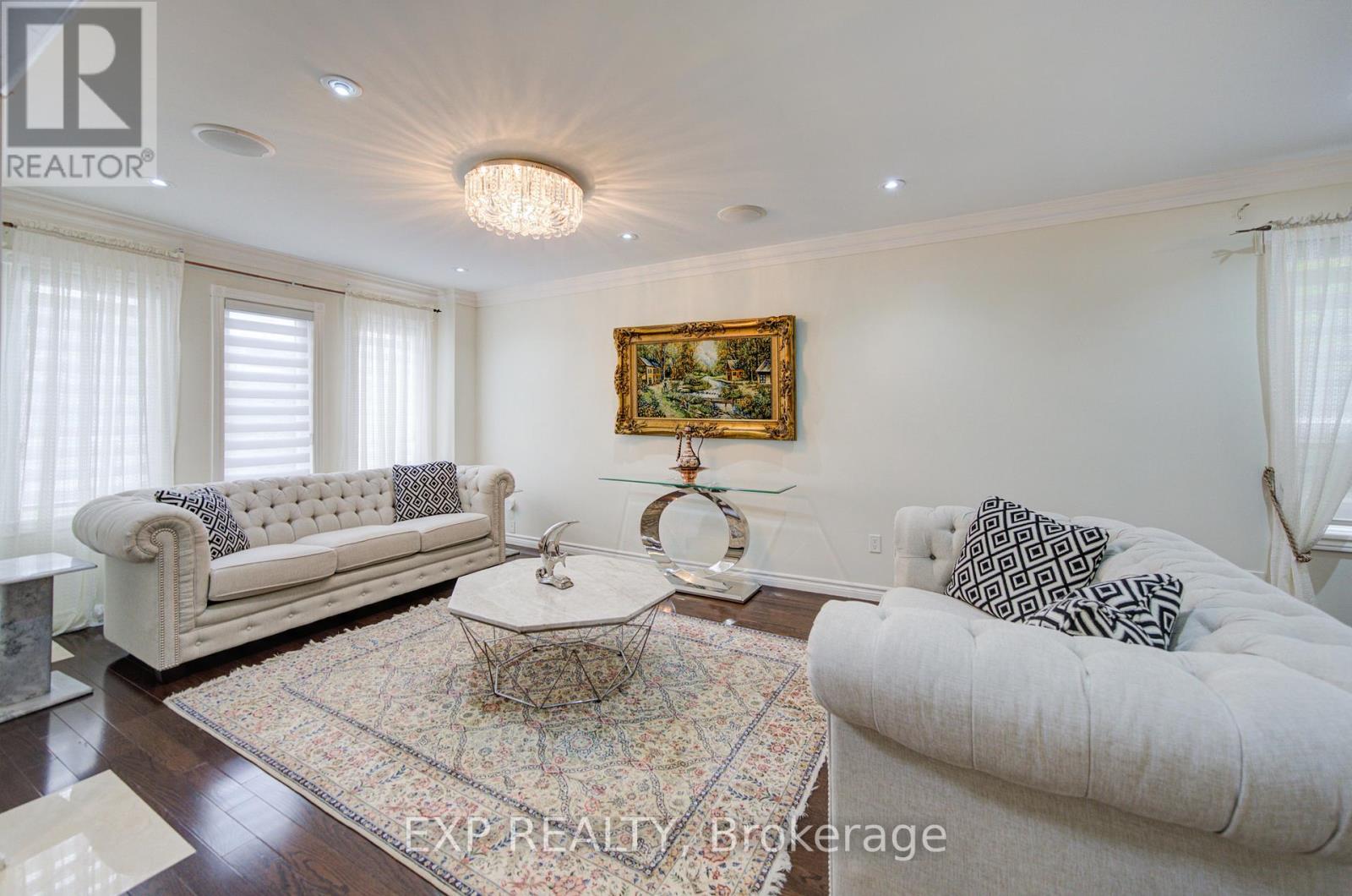 59 YORKLAND STREET - 3