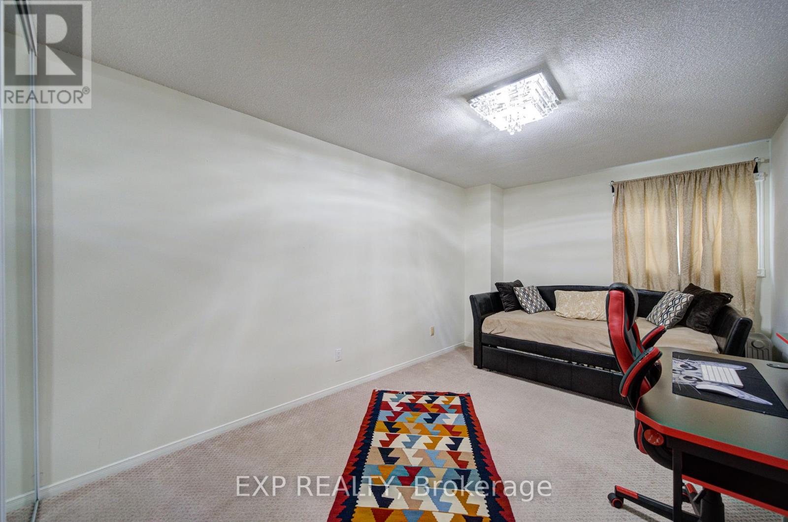 59 YORKLAND STREET - 33