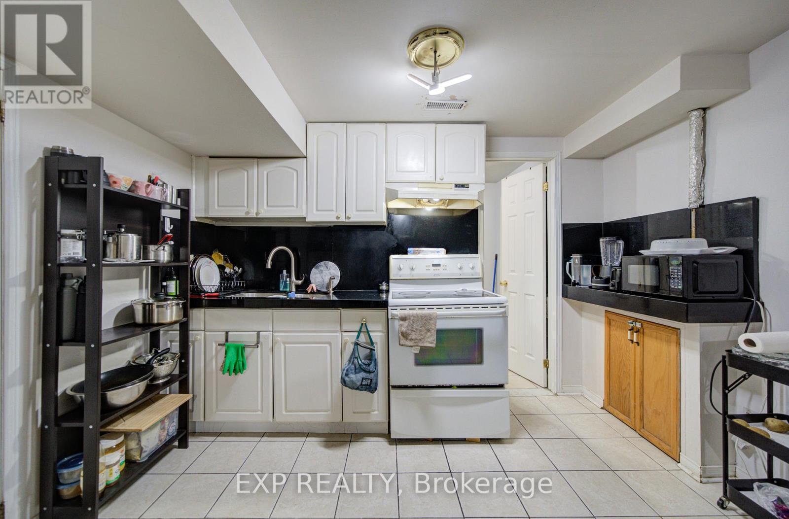59 YORKLAND STREET - 37