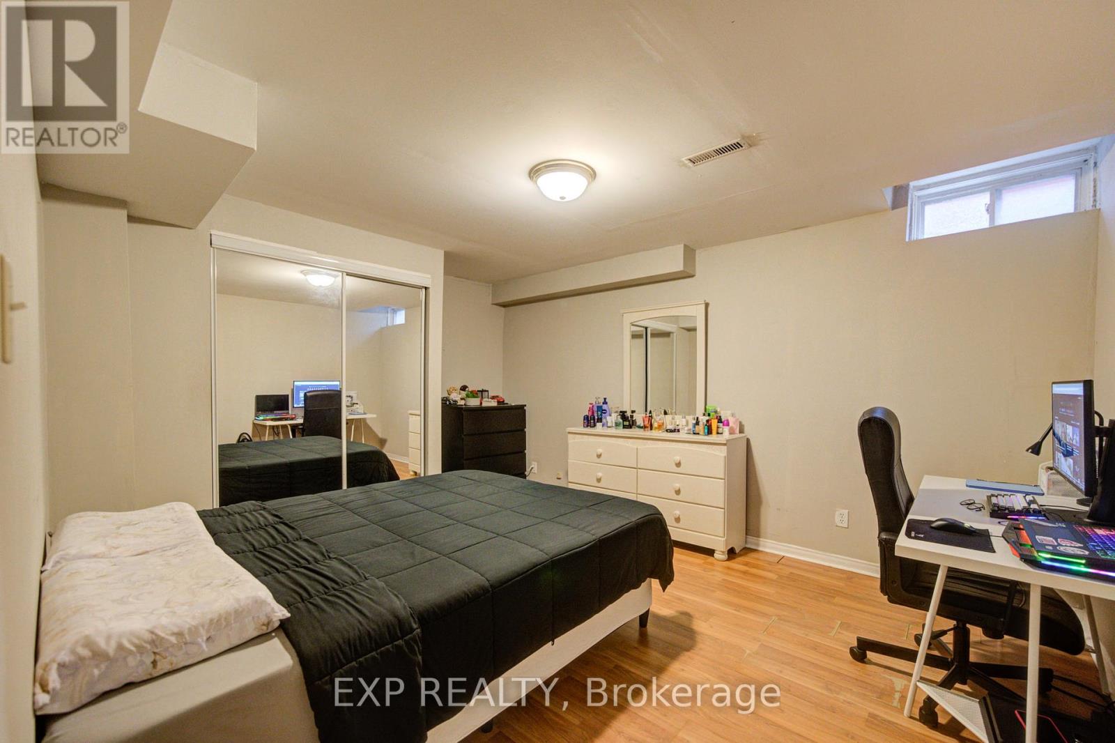 59 YORKLAND STREET - 46