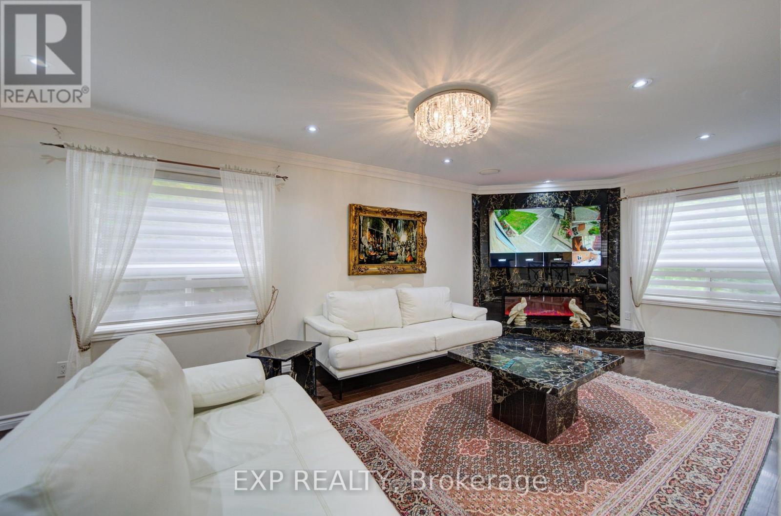 59 YORKLAND STREET - 9