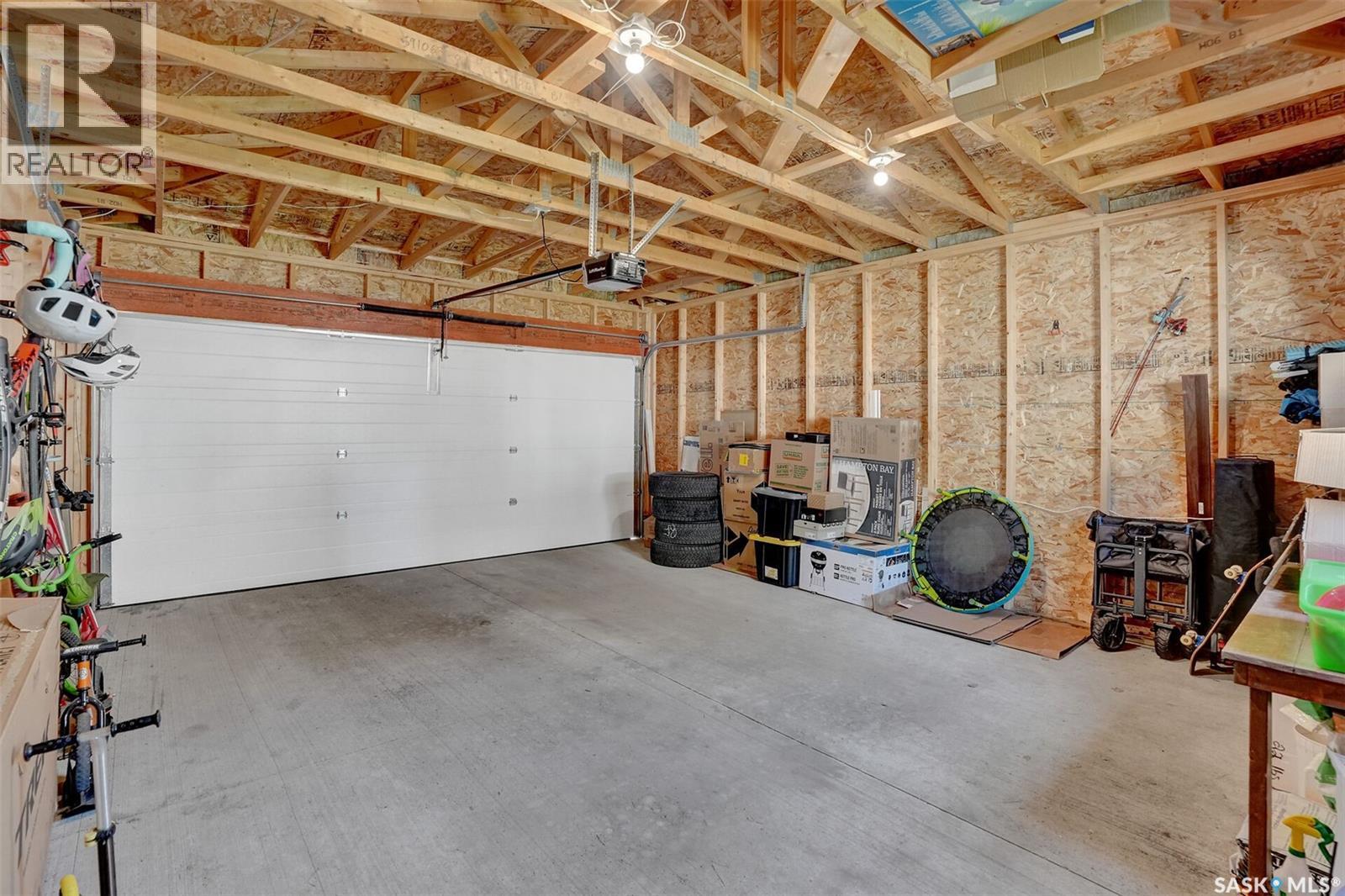 3261 Chuka BOULEVARD — photo 43