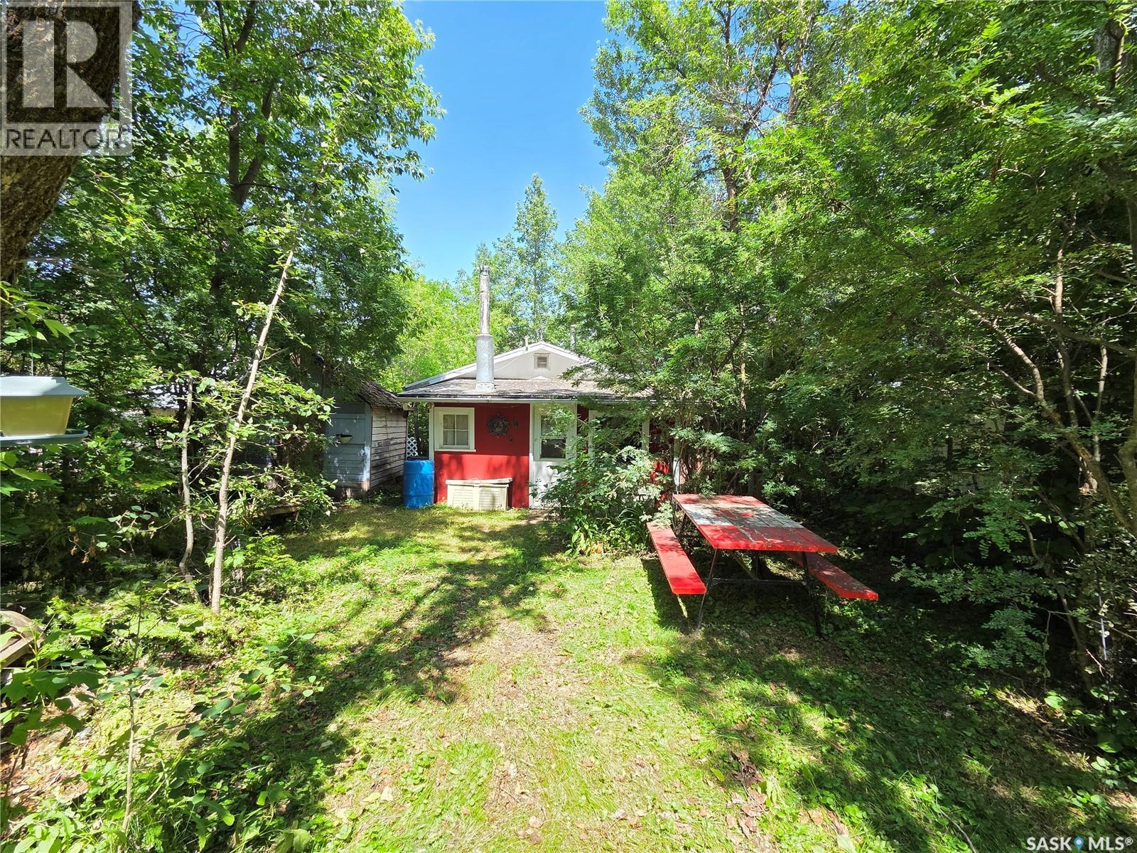 824 Lakeside AVENUE — photo 32