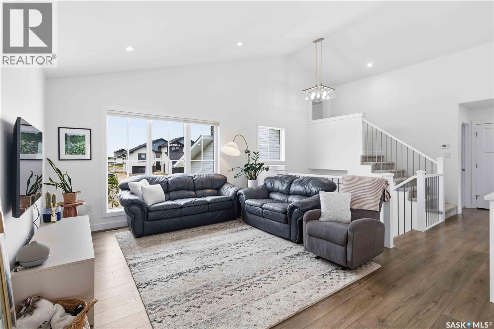 807 Weir CRESCENT — photo 14