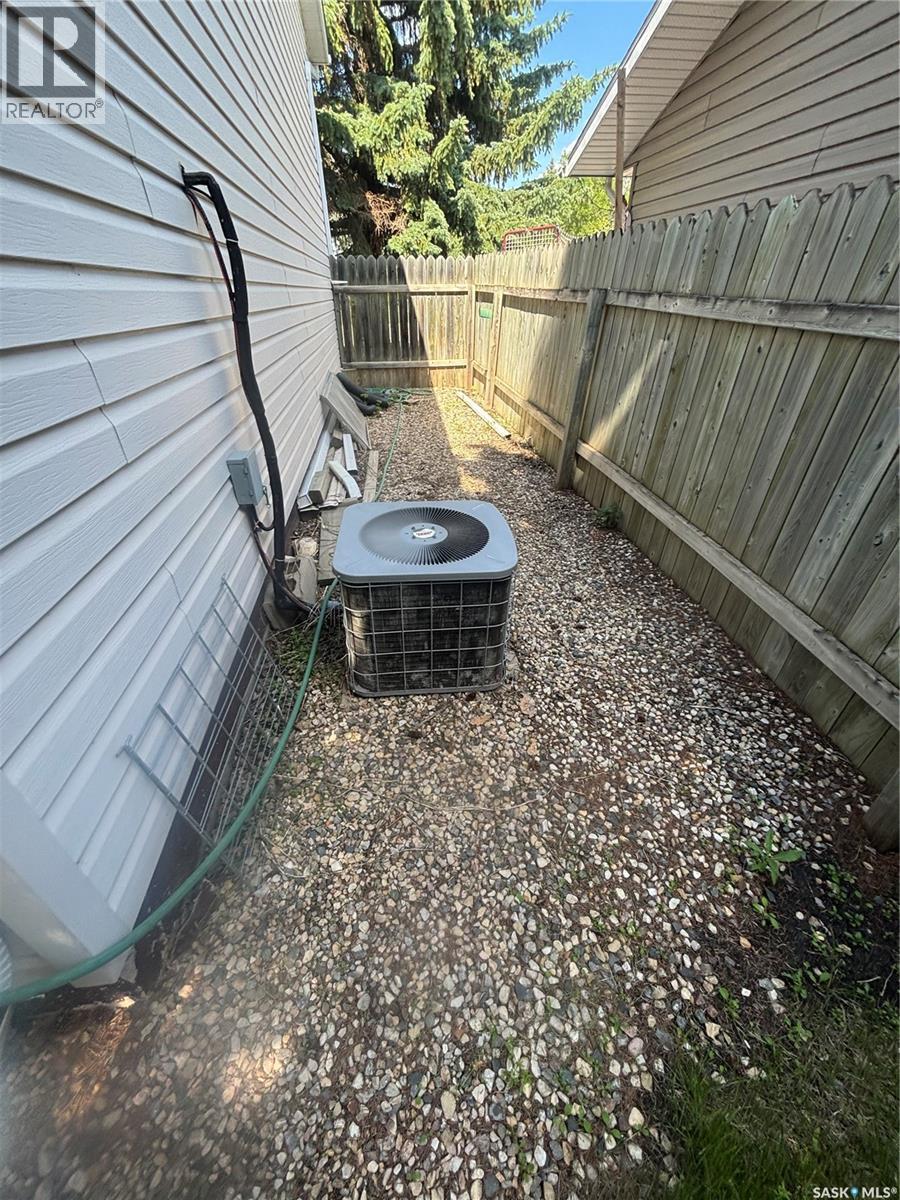 203 Caskey DRIVE — photo 12