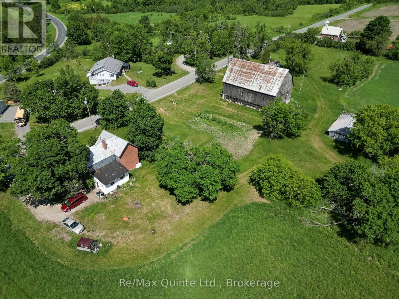 10 DECLAIR ROAD - 30
