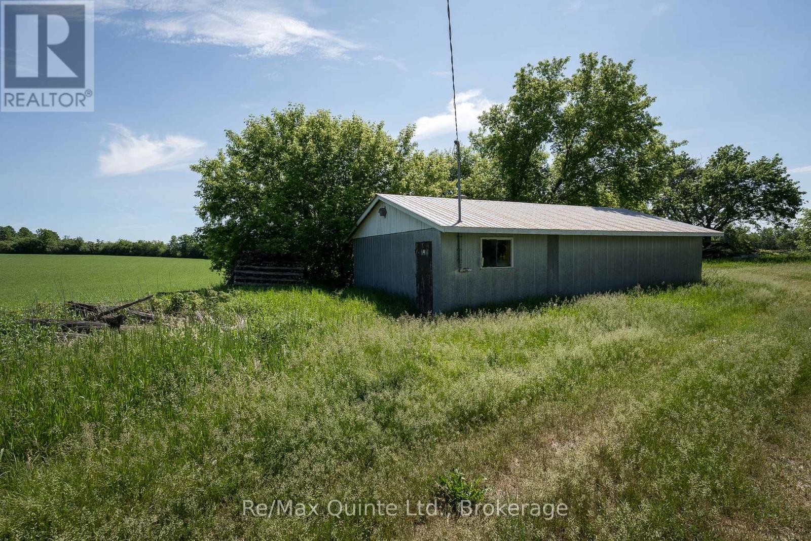 10 DECLAIR ROAD - 22