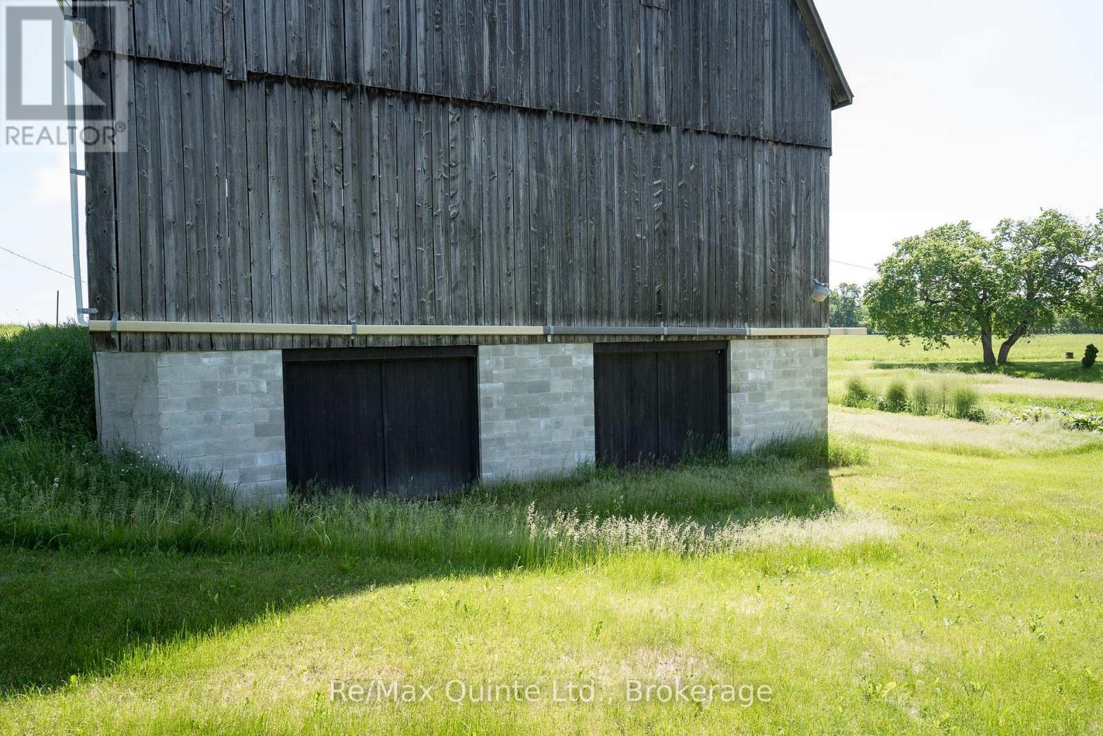 10 DECLAIR ROAD - 16