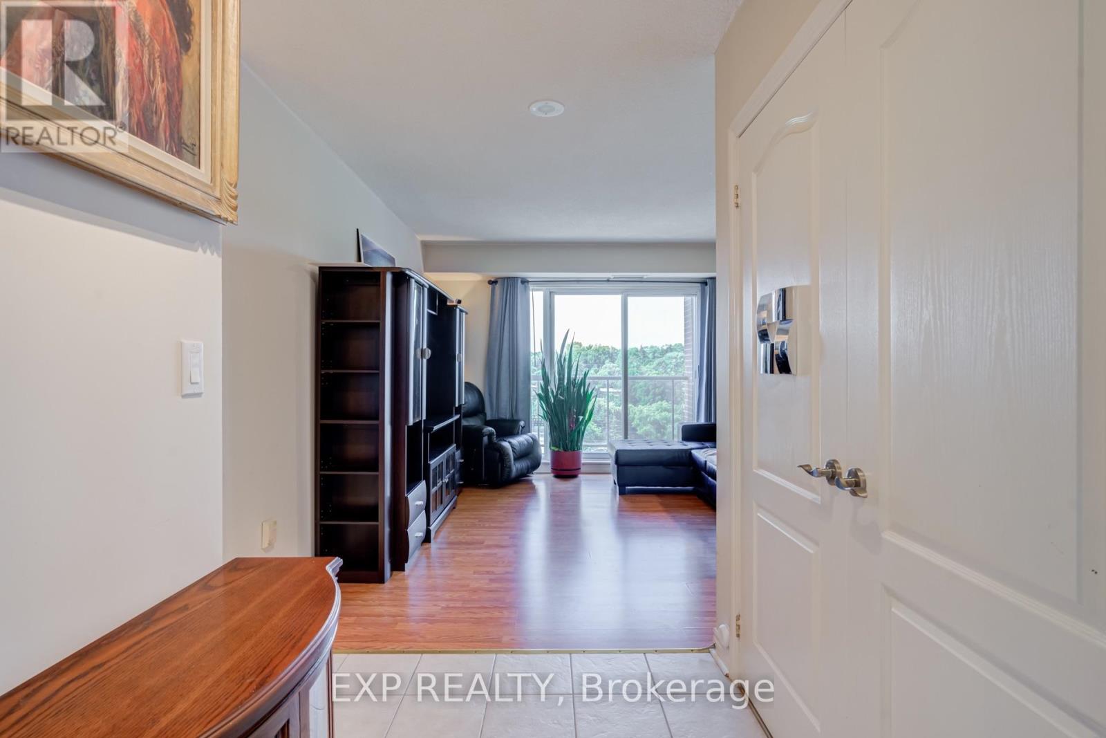 #707 2088 LAWRENCE AVENUE W - 2